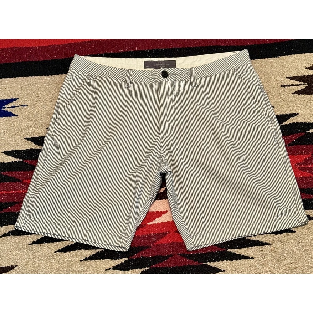 H&M‎ L.O.G.G  Seersucker Shorts Men's 36x8 White & Gray Stripe Preppy